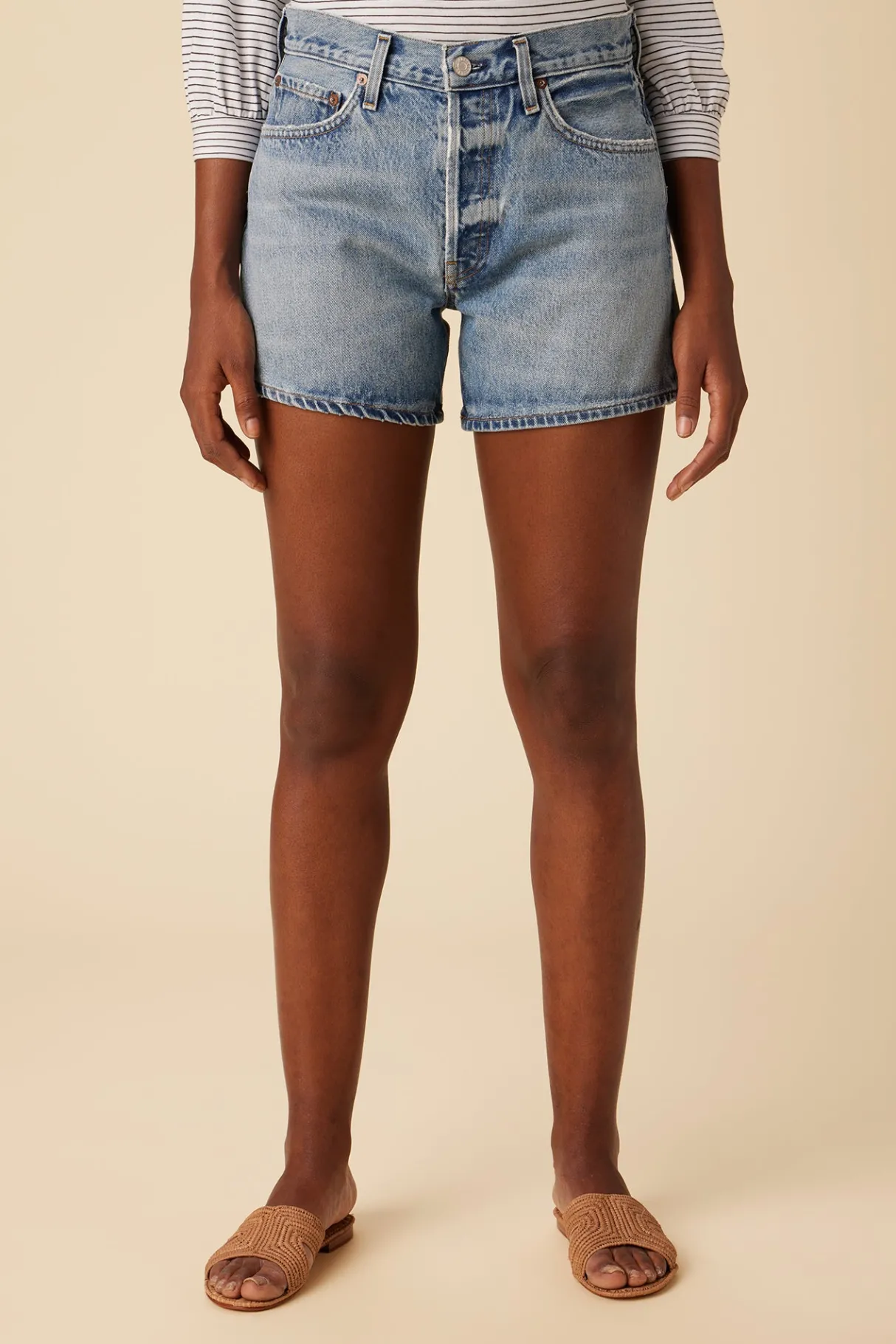Amour Vert AGOLDE Parker Long Denim Short Occurrence Sale