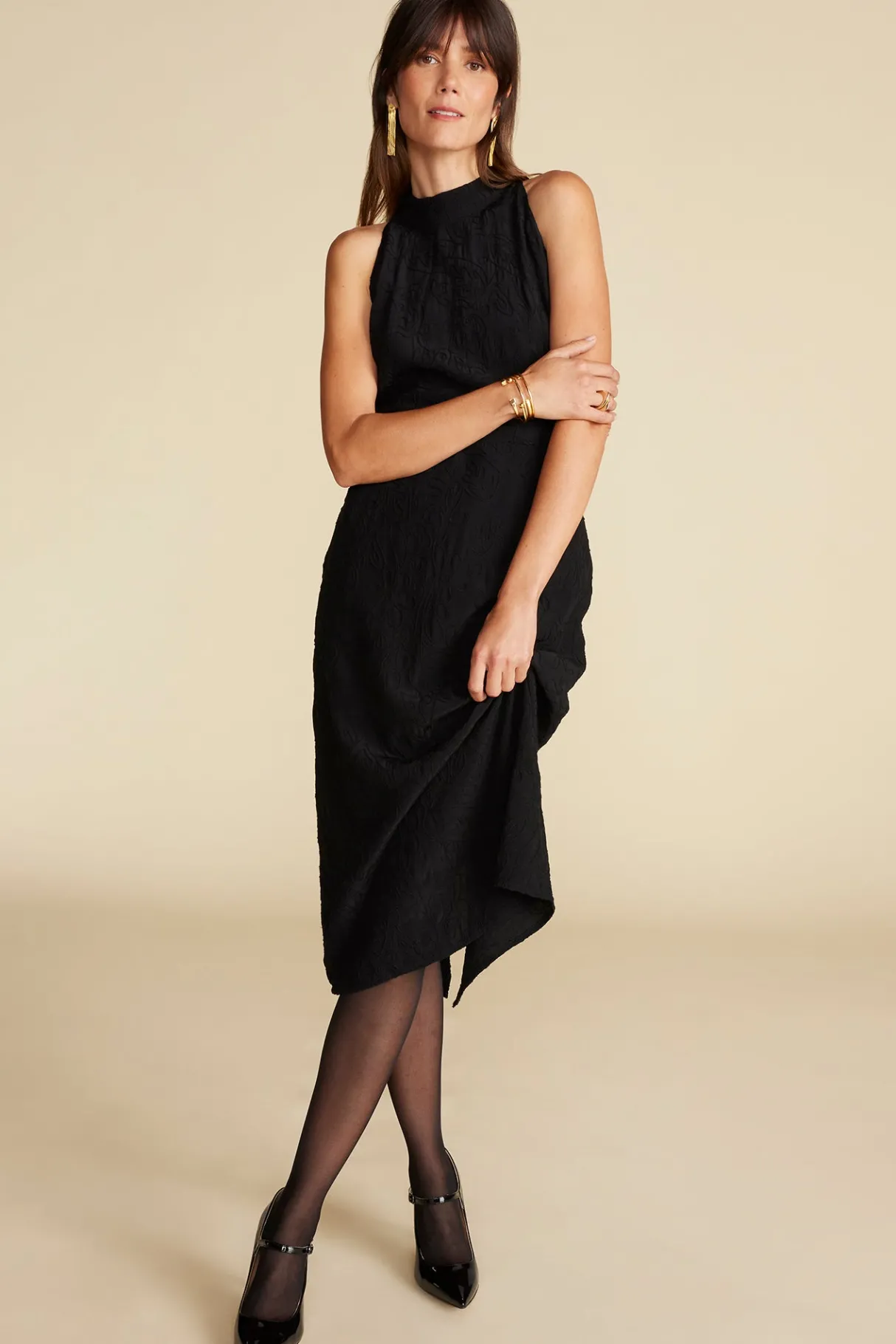 Amour Vert Alexandrine Embroidered Crepe Sleeveless Dress Black Clearance