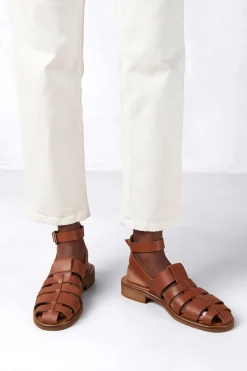 Amour Vert Alohas Perry Fisherman Sandal Tan Hot