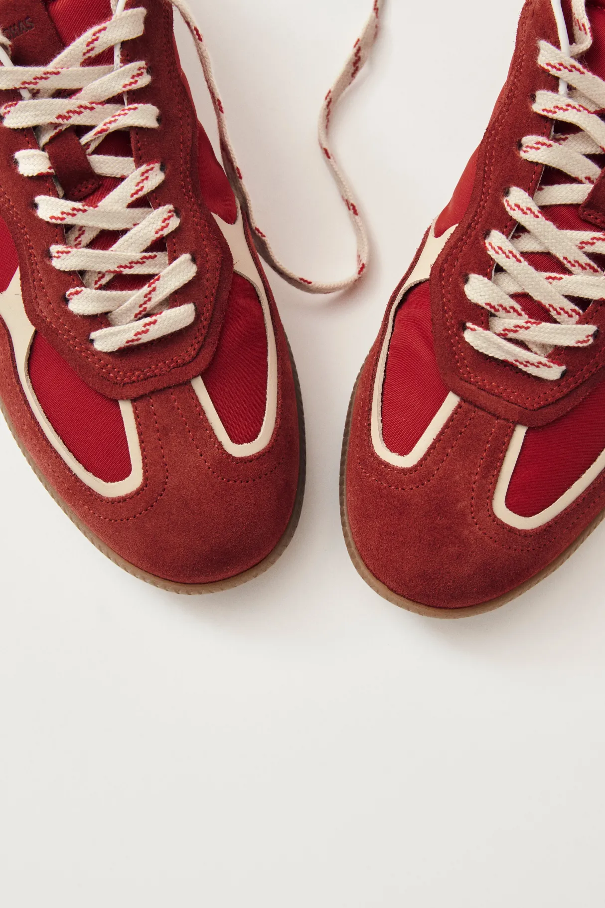 Amour Vert Alohas Tb.490 Rife Leather Sneakers RifeSheenRed Outlet