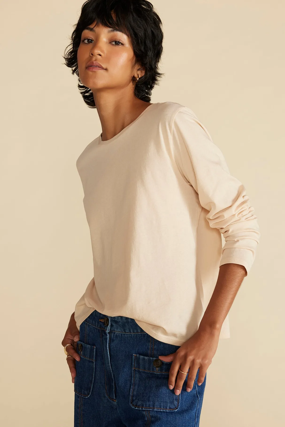 Amour Vert Berkeley Long Sleeve Tee SandBeige New