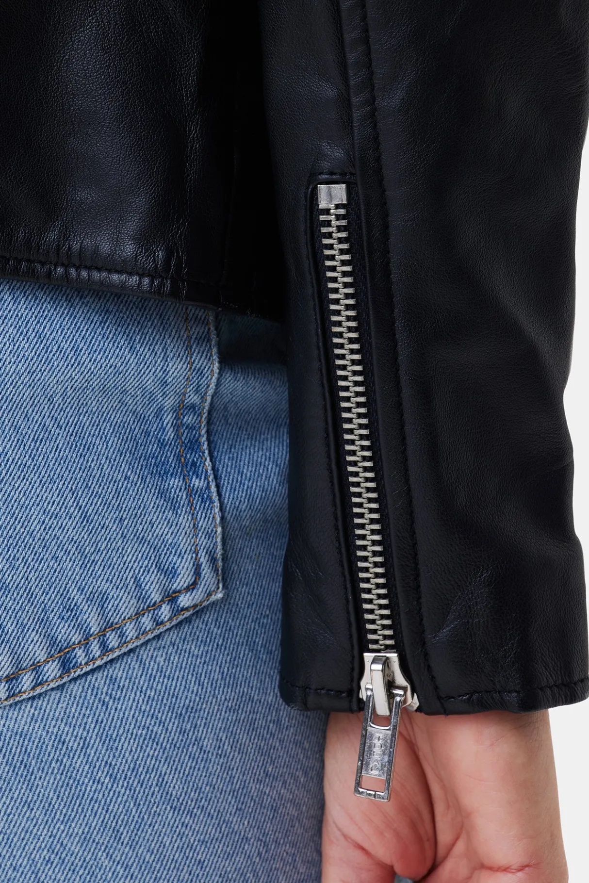 Amour Vert Deadwood River Leather Jacket Black Hot