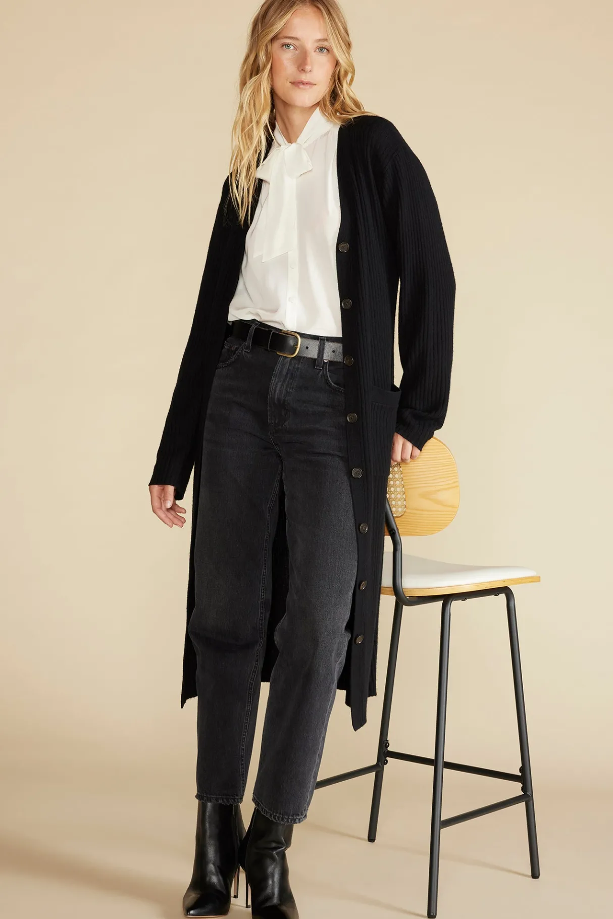 Amour Vert Dion Long V Neck Cardigan LicoriceBlack Clearance
