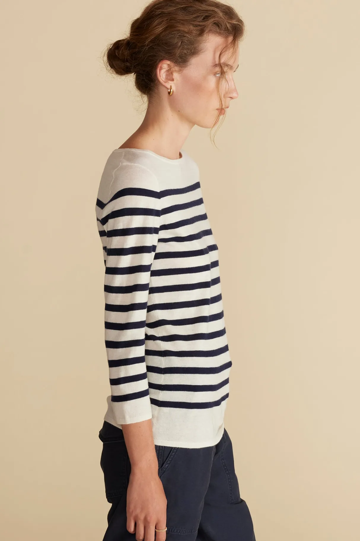 Amour Vert Fran Boatneck Striped Cashmere Sweater IvoryandNavyBlueStripe Outlet
