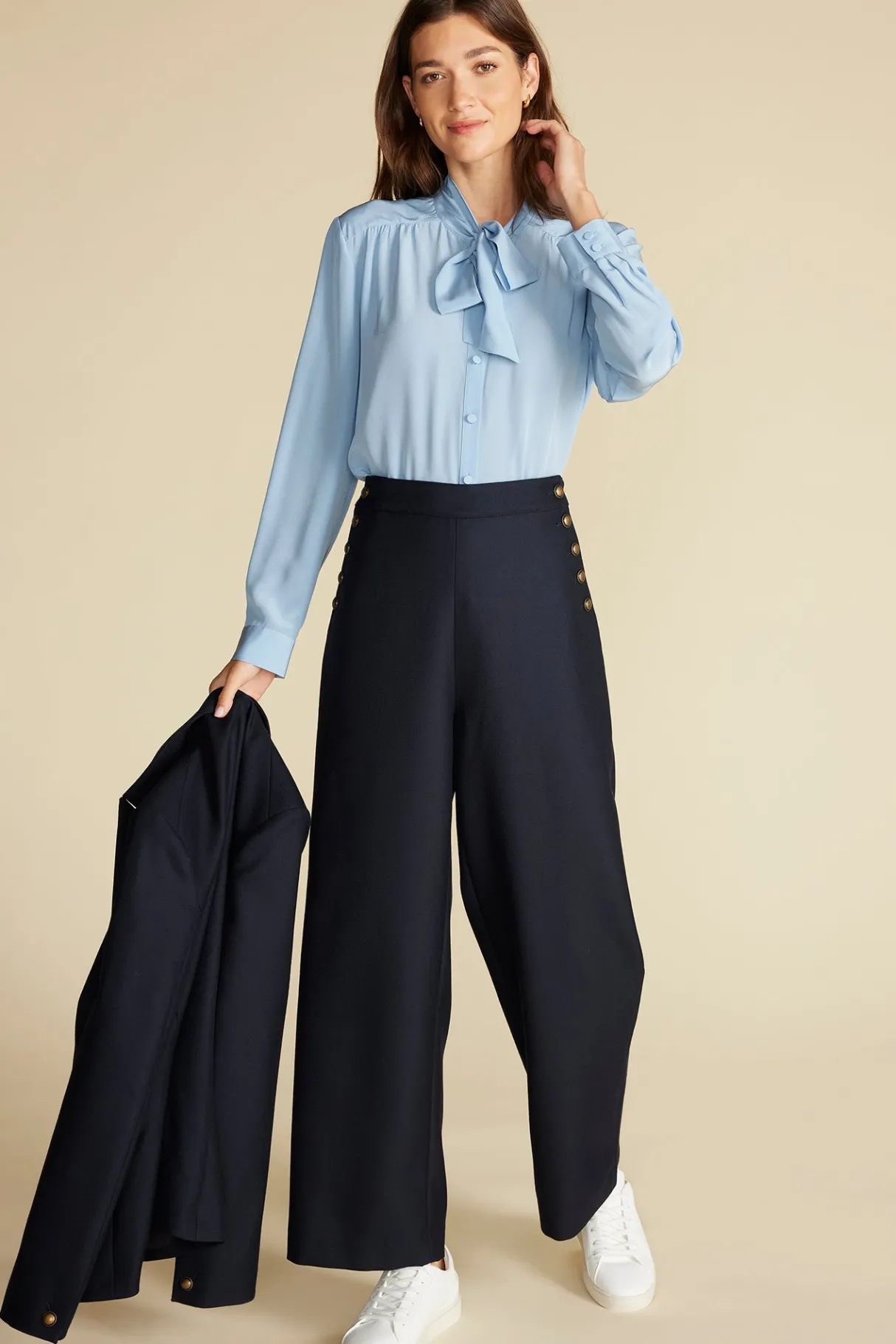 Amour Vert Milla Washable Silk Bow Blouse SkyBlue Discount