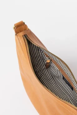 Amour Vert O My Bag Leo Crossbody Bag WildOakTan Outlet
