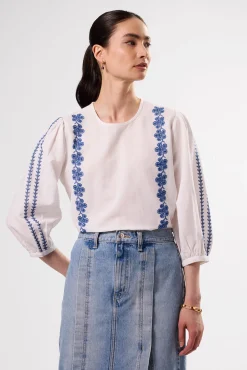 Amour Vert Placed Embroidery Blouse WhiteCobaltEmbroidery New