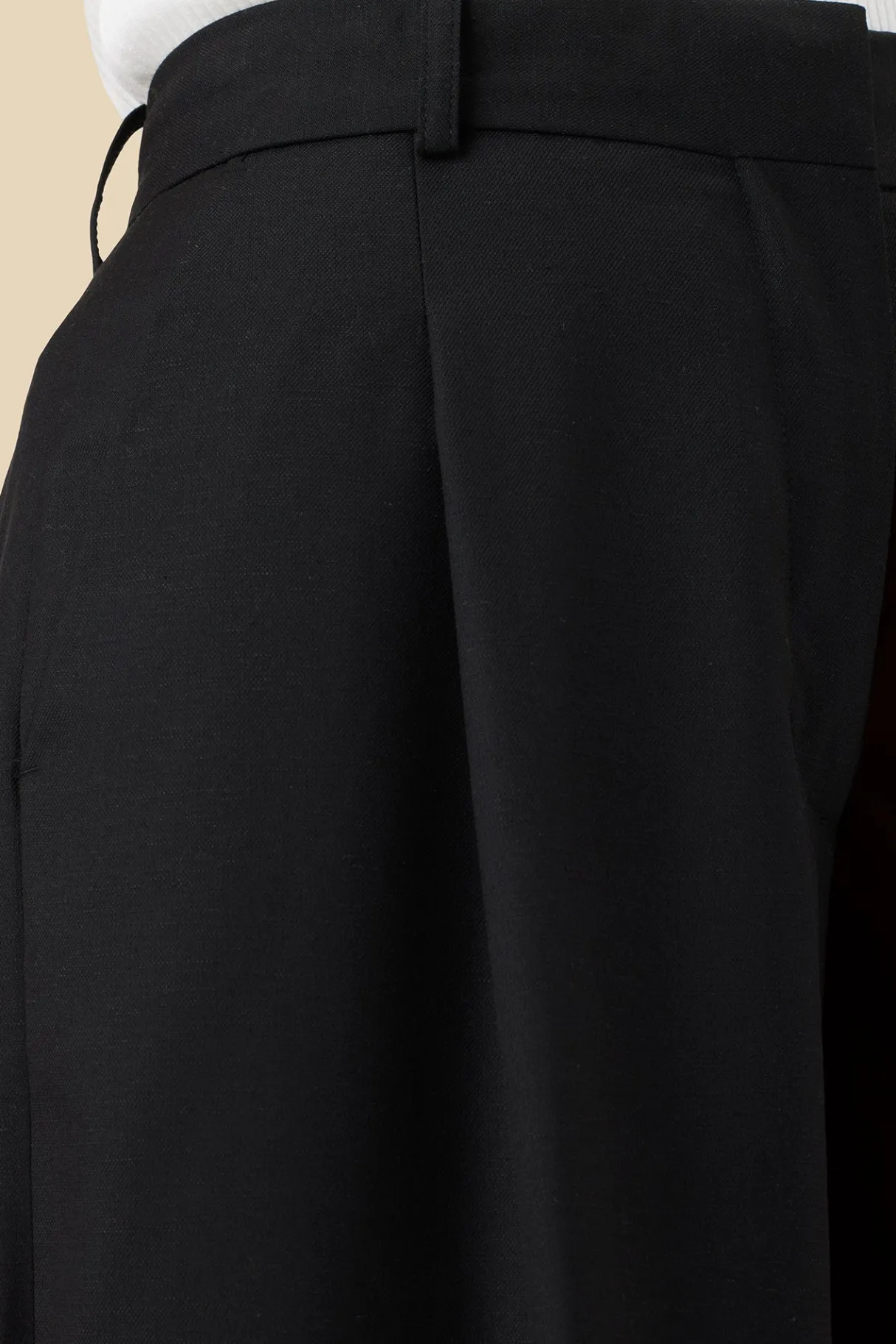 Amour Vert Pleated Wide Leg Trouser Black New