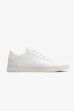 Amour Vert Thousand Fell Lace Up Sneakers White Online