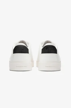 Amour Vert Thousand Fell Lace Up Sneaker WhiteandBlack Fashion