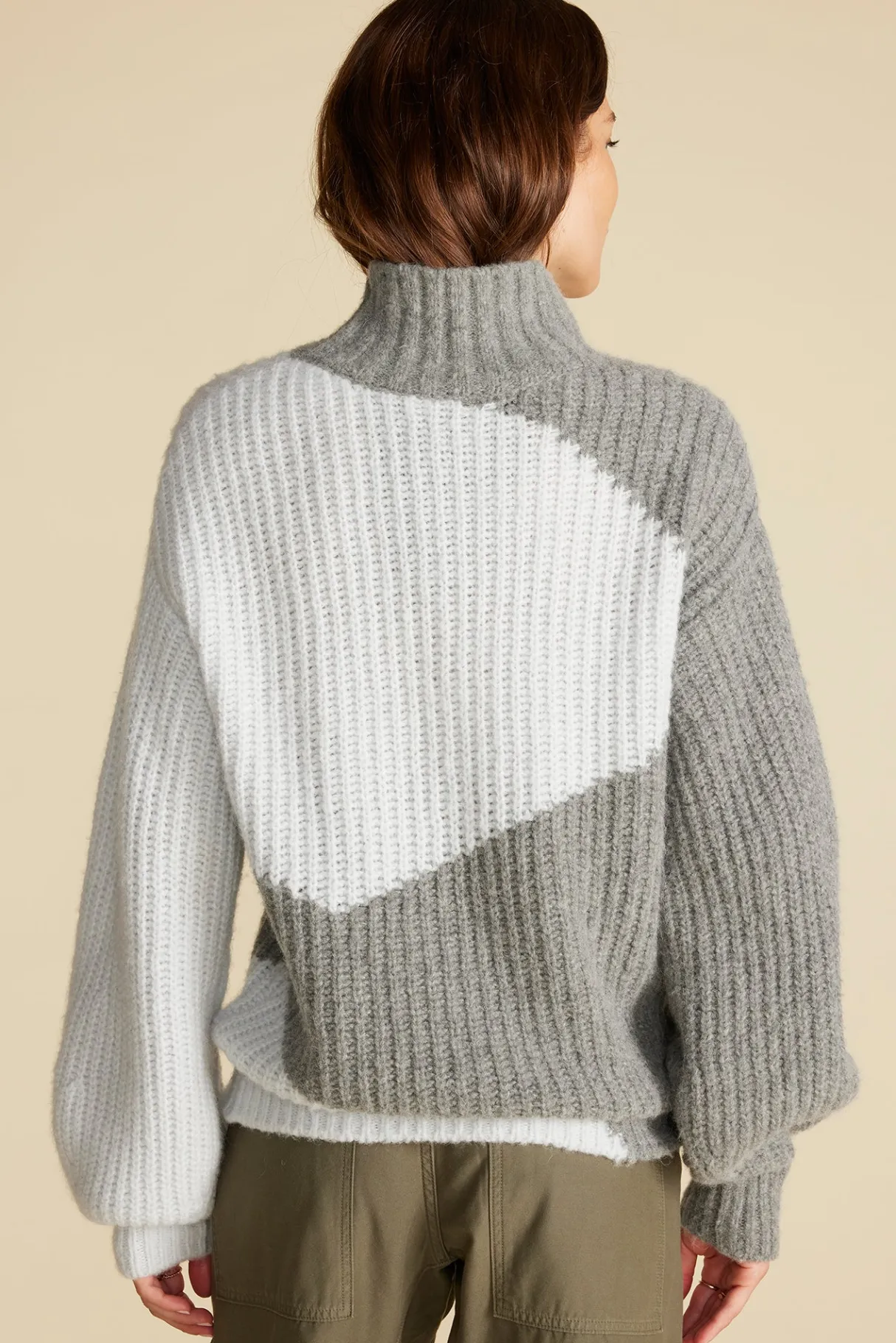 Amour Vert Veira Turtleneck Sweater SkyBlueandGrey Best