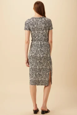 Amour Vert Vindy Viscose Knit Skirt NinaBlack Clearance
